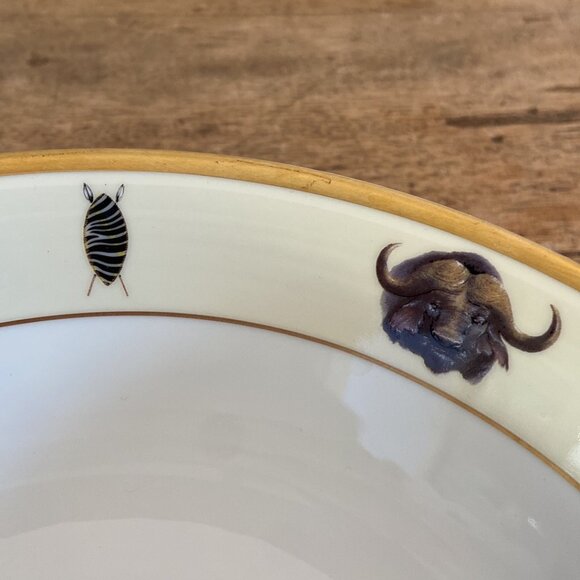 Royal Sheffield African Big 5 Vegetable Bowl - Picture 4 of 9